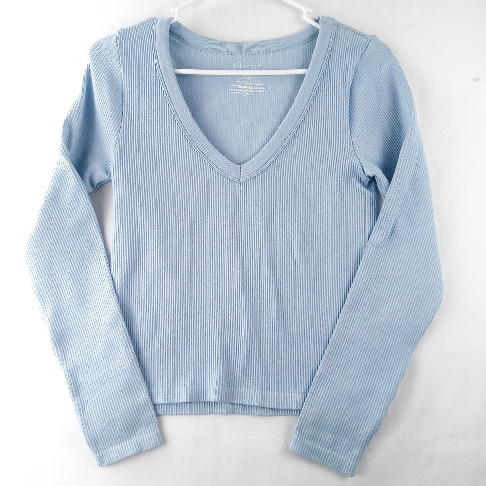 No Boundaries Top Womens L Blue Ribbed V Neck Long Sleeve Basic Cropped Slim Fit